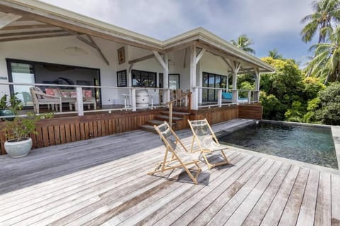 2 BR. Panoramic Lagoon View Villa: Poolside paradise, gourmet kitchen Villa in Bora-Bora