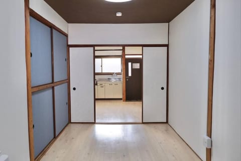 TSUBAME 202 staying private home Apartment in Osaka