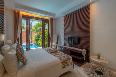 Bed, Photo of the whole room, Bedroom, Pool view, Swimming pool