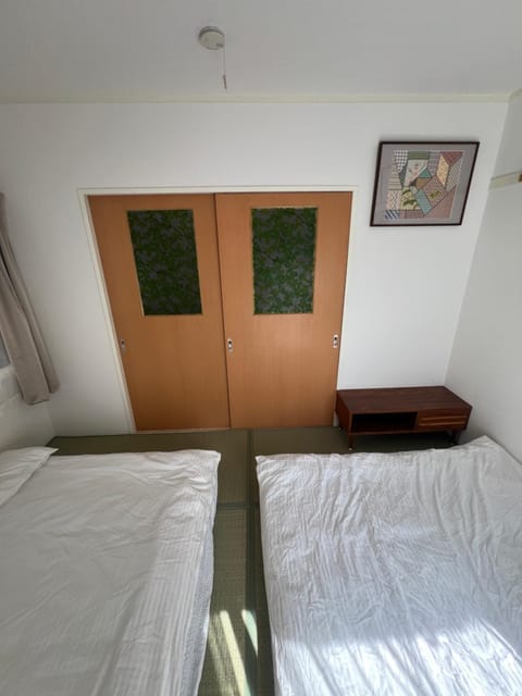 Akazu-hostel new Apartment in Saitama Prefecture