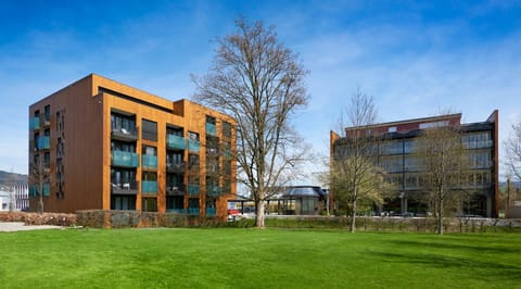 Property building, Facade/entrance