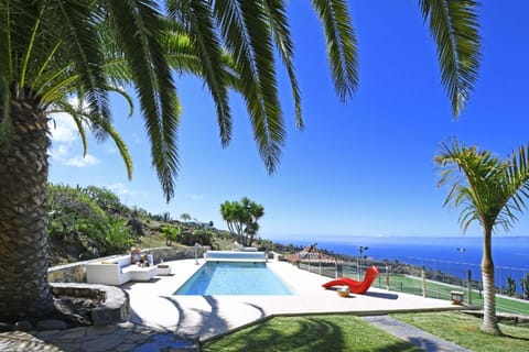 Ferienhaus mit Privatpool für 6 Personen ca 230 qm in Tijarafe, La Palma Westküste von La Palma House in La Palma