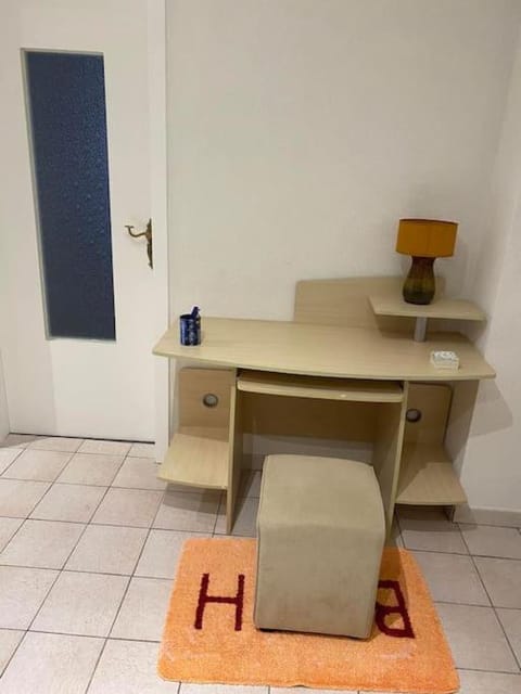 100m2 3chambres 5km du Carnaval de BASEL Free Wifi Condo in Weil am Rhein