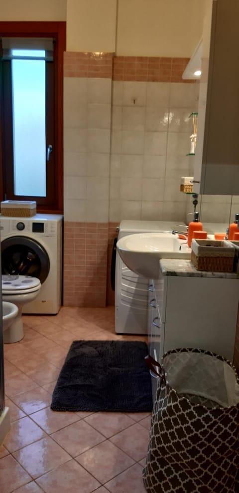 Grazioso bilocale a Legnano. Apartment in Legnano