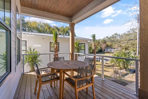 The Ship's Belle - 912 Ocean Blvd House in Saint Simons Island