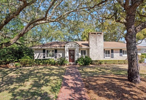 Soulful of Sunshine - 4314 Eleventh Street Maison in Saint Simons Island