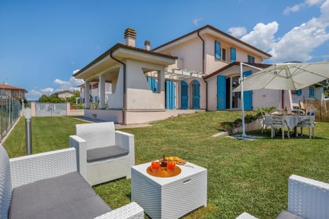 Casa Grotti: Charm & Comfort vicino al Mare House in Pietrasanta