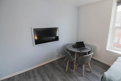 TV and multimedia, Dining area