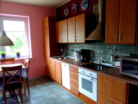 Ferienwohnung in ruhiger Lage am Waldrand - b53761 Apartment in Gdansk