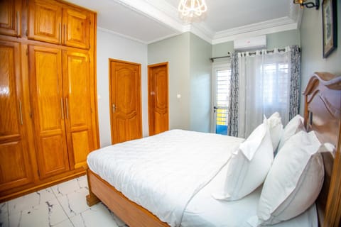 Résidence Vinelly Condo in Douala