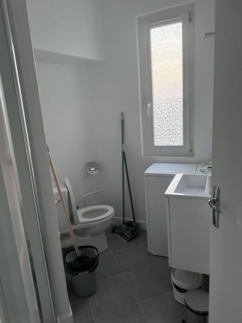 Lumineux 2P à Rosny avec vue Dégagée proche Gare ! Apartment in Île-de-France