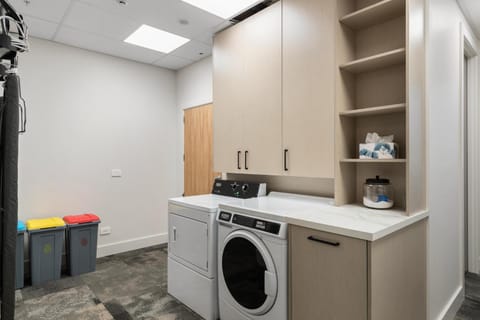 Property building, laundry, washing machine, dryer