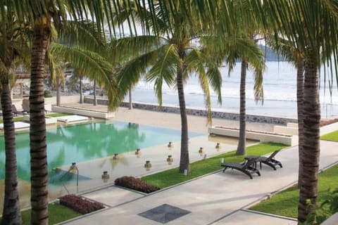 Beach, Garden view, Sea view, Swimming pool