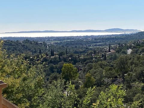 Villa Lucio Villa in La Londe-les-Maures