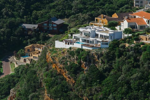 Property building, Neighbourhood, Bird's eye view