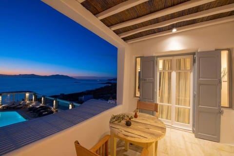Aqua Dream Mykonos Villa Chalet in Agios Ioannis Diakoftis