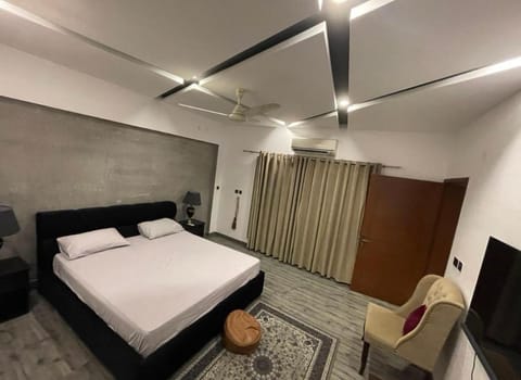 Vacation Villa , DHA Apartment in Lahore