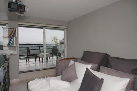 Fortview International Hotel Bed and Breakfast in Galle