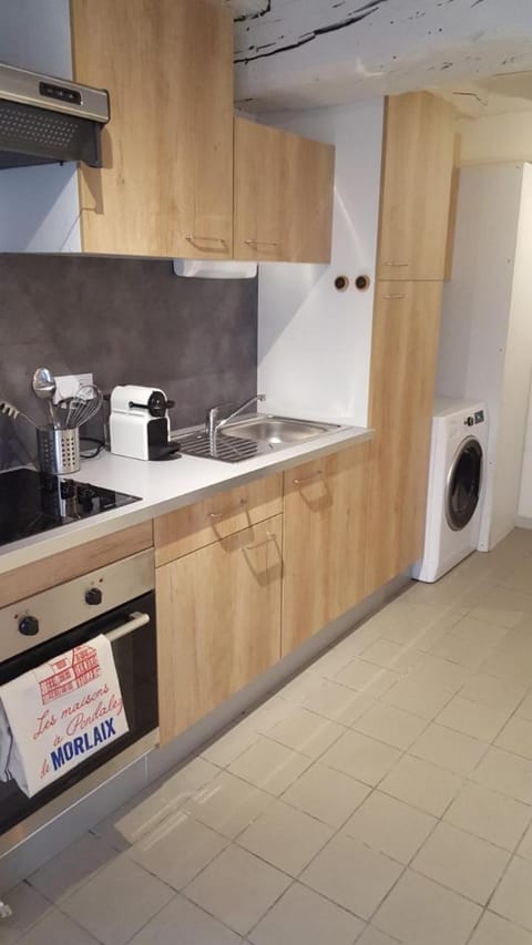 Coffee/tea facilities, minibar, pet friendly, stove, washing machine