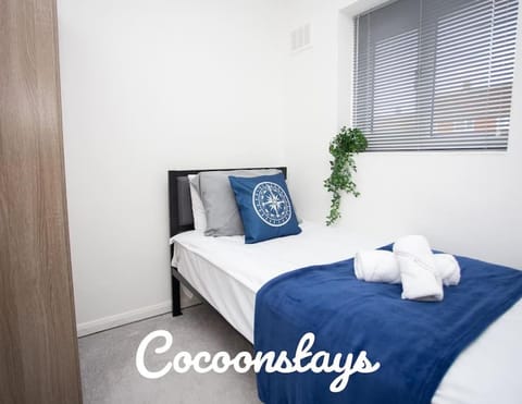 Cocoonstays Short Lets and Serviced Accommodation Luton House in Luton