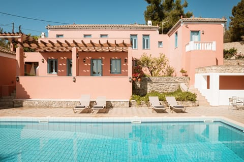 Property building, Pool view, Swimming pool, sunbed