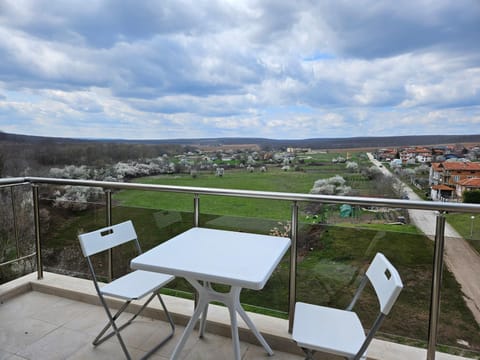 Natural landscape, Balcony/Terrace