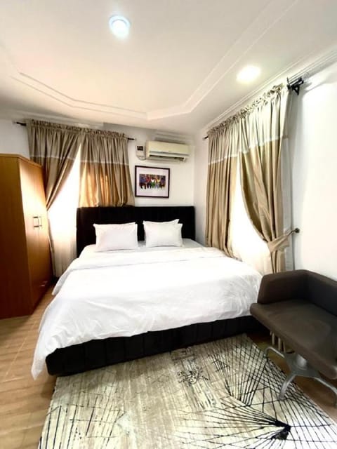 Asokoro Guest House. Bed and Breakfast in Abuja