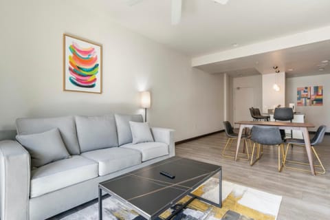 New WeHo Luxurious Apartment Condo in West Hollywood