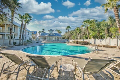 Free Golf Cart, 5 min to Beach, Community Pool Maison in Inlet Beach