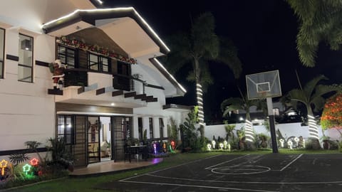 Amanda's Ridge Home House in Tagaytay