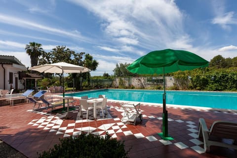 Villa Carmen With Garden And Pool - Happy Rentals Apartamento in Province of Taranto