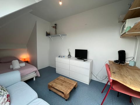 Studio Cosy proche Centre ville avec Parking Apartment in Caen