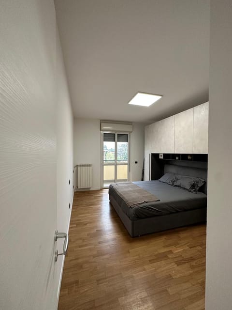 Deluxe comfortable suite with balcony Downtown Apartamento in Legnano