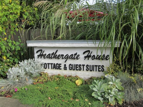 Heathergate Cottage and Suites Übernachtung mit Frühstück in Victoria