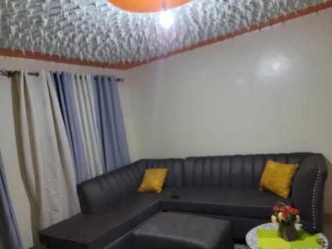 Shansline Guest House Bed and Breakfast in Nairobi