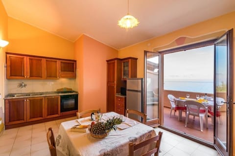 Wunderschöne Ferienwohnung in Cala Gonone mit Grill und Garten und Meerblick und Strand in der Nähe Apartment in Cala Gonone