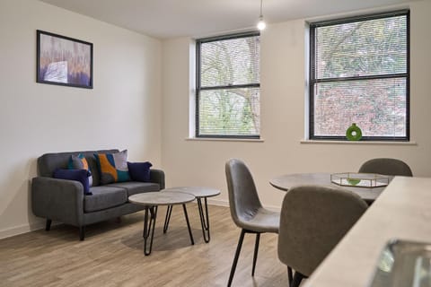 Living room, Dining area