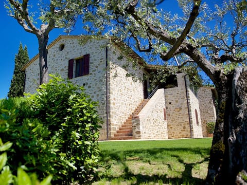 Agriturismo Le Colombe Assisi Estancia en una granja in Umbria