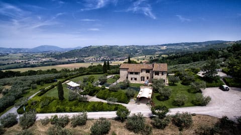 Agriturismo Le Colombe Assisi Estancia en una granja in Umbria
