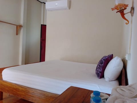 Meexai Guesthouse Bed and Breakfast in Laos