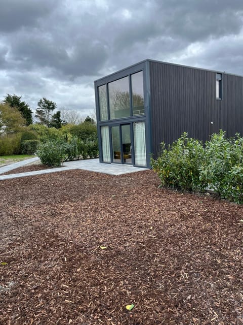 Property building, Garden view