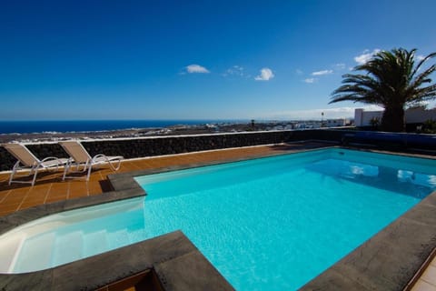 Großes Appartement mit Meerblick auf Lanzarote Apartment in Tías