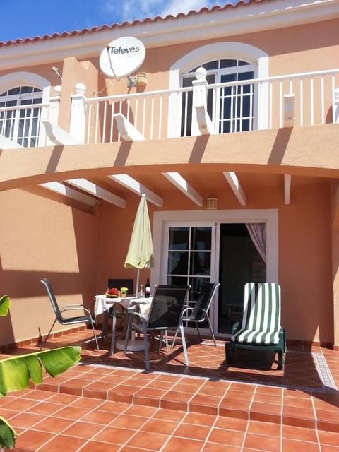 Modernes Ferienhaus mit Terrasse und Balkon House in Castillo Caleta de Fuste