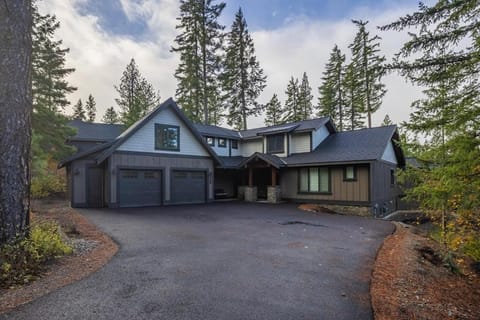 Suncadia 4-Bdrm Home in The Heart of the Mountains House in Ronald