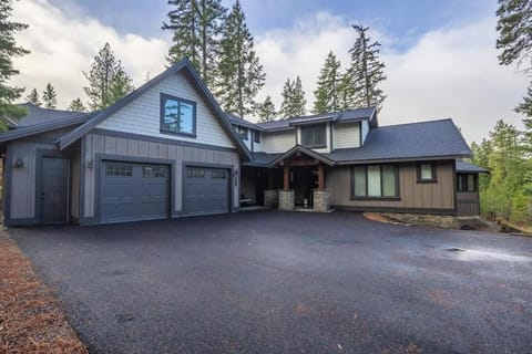 Suncadia 4-Bdrm Home in The Heart of the Mountains House in Ronald