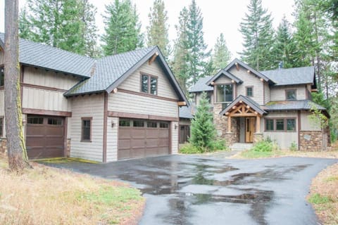 Suncadia 5 Bdrm Lodge Inspired Home with Golf Course Views Casa in Kittitas County