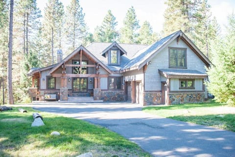 Suncadia 6 Bdrm Home with Outstanding Outdoor Patio House in Kittitas County
