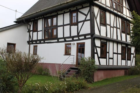 Romantisches Fachwerkhaus zwischen Rhein und Mosel House in Rhein-Hunsrück-Kreis