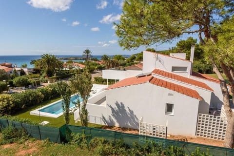 Villa Lucia mit Meerblick und Pool in Santo Tomas Casa in Santo Tomas