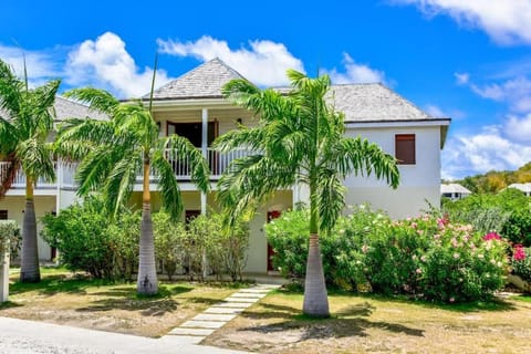 The Hideaway 3 Bedroom Townhouse with Pool Chalet in Antigua and Barbuda